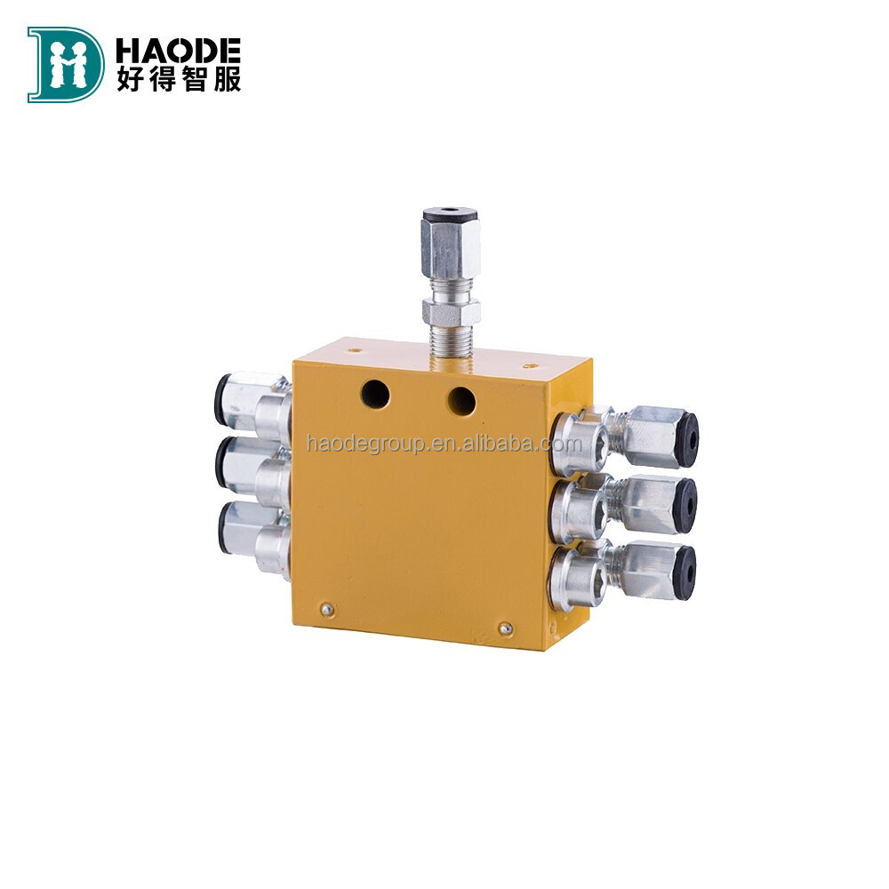 Condition Grease Pump Imported Engine and Professional Design for Paver Road Machinery