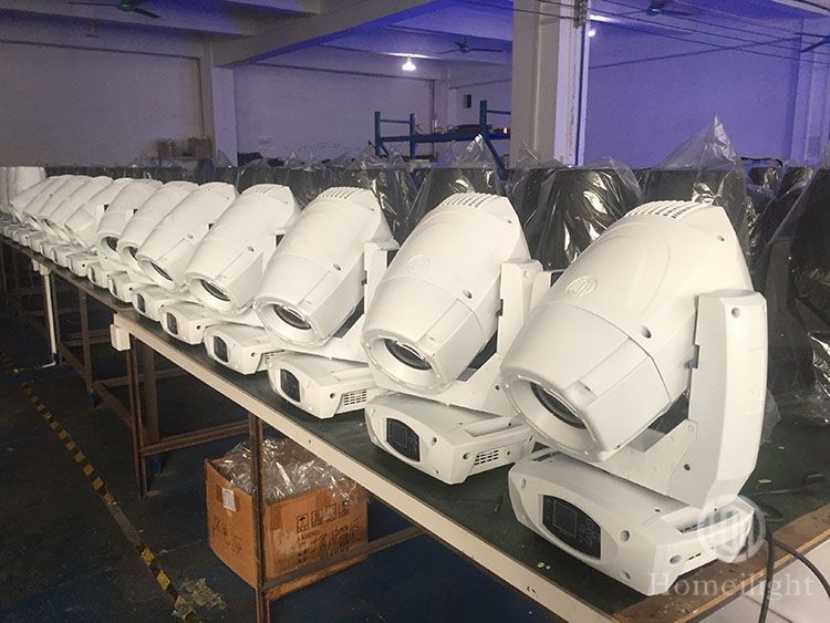 LED Stage Lights 200W BSW Moving Head Light Beam For Church Party