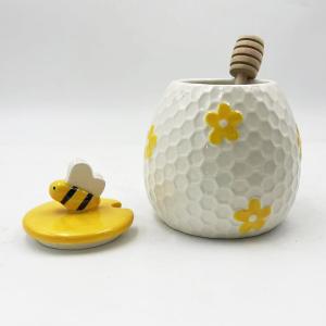 Wholesale Farmhouse Style Embossed Bee Design Ceramic Honey Jar For Home Kitchen Decor from china suppliers