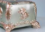 Custom Pattern Resin Decoration Crafts , 260*160*130mm Household Napkin Box