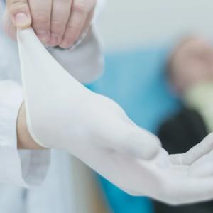 Wholesale SIGNO Safe Hand Surgical Gloves / Powder Free Latex Exam Gloves 100pcs/box from china suppliers