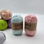 1/0.3NM 100% Polyester T Shirt Wool Yarn Fancy Crochet Yarn For Hand Carded Rugs