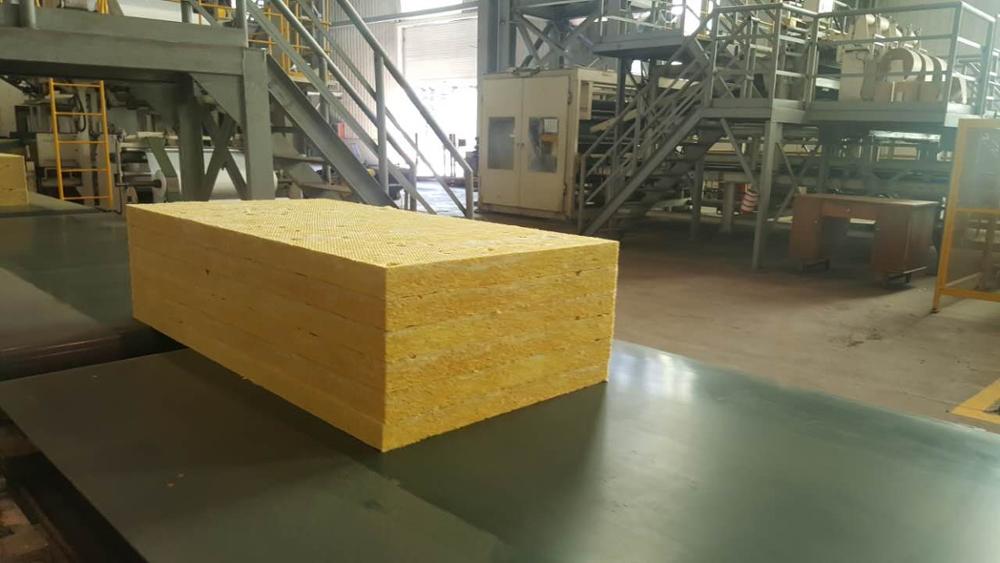 Temperature Glass Wool Blanket With Yellow Aluminium Foil and Temperature Resistance