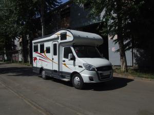 China Multifunction EuroIII Motor Home Caravan Camper Van With Bathroom on sale