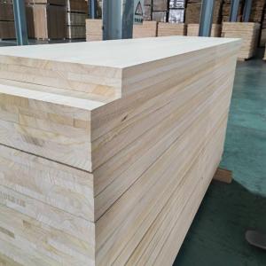 China Wood Strip Composite Board with Natural Color Solid Wood Glue E0/E1 Environmental Glue on sale