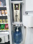 Instant Cup Noodles Snack Food Ramen Vending Machine With Hot Water Supply Cup