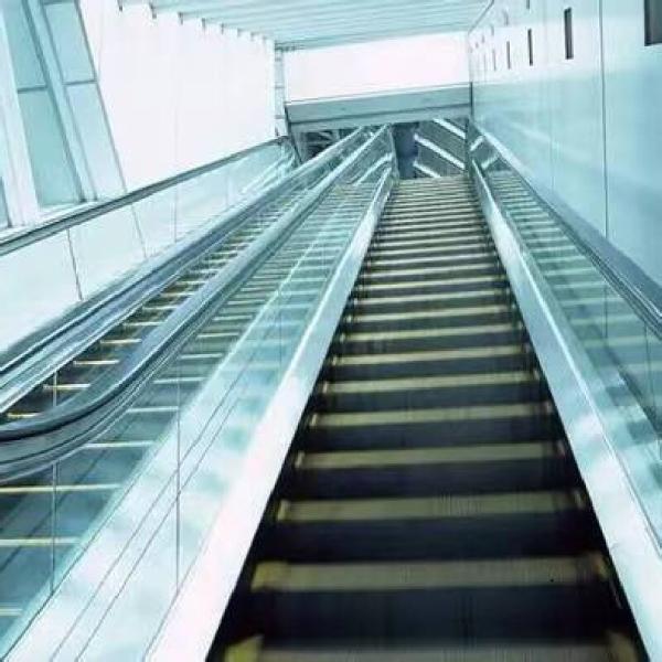 Premium Energy Efficient Airport Escalator Energy Saving Handrail Safety With