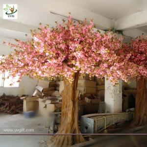 Wholesale UVG giant tree made of artificial cherry blossom and fiberglass trunk for home decoration from china suppliers