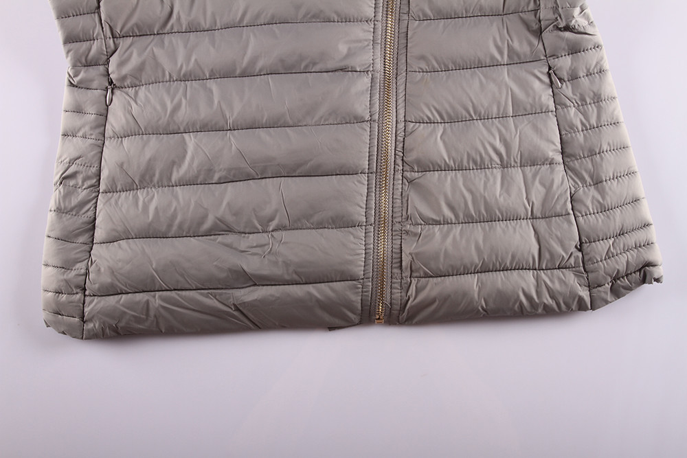 Ladies Casual 100% Nylon Windproof Thermal Jacket 5 Colors For Winter