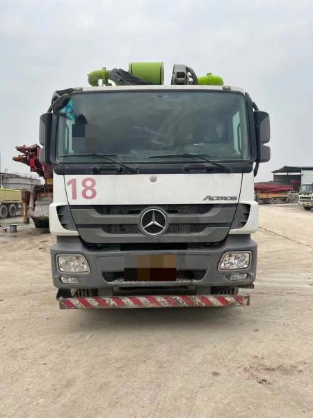 13875*2500*4000 mm Construction Machine 56 Meter Concrete Pump Truck with 6 Boom
