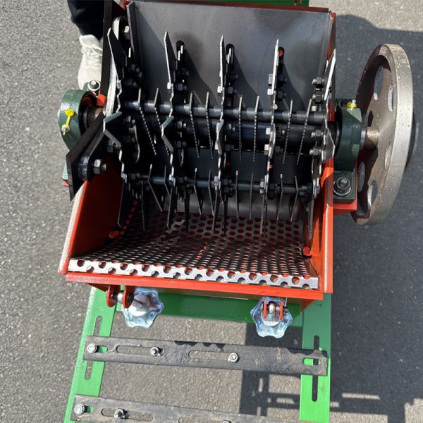 High Productivity Grass Kneading Machine Rust Resistant Forage Crusher Multi Power Source