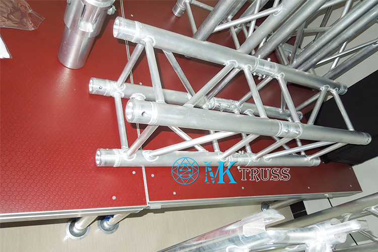 18mm Plywood or Tempered Glass Top Aluminum Outdoor Mobile Event Stages for Stage Show