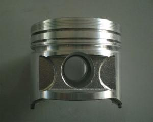 China Heat Resisting Steel Automobile Spare Part Of TOYOTA Aluminium Alloy 5L Piston on sale