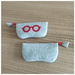 Lightweight Soft Felt Pouch Glasses Case Simple Western Style