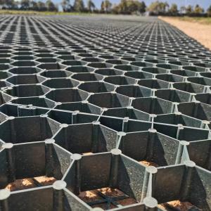 Wholesale Virgin HDPE Green Permeable Plastic Grass Pavers Gravel Path Stabilizer from china suppliers