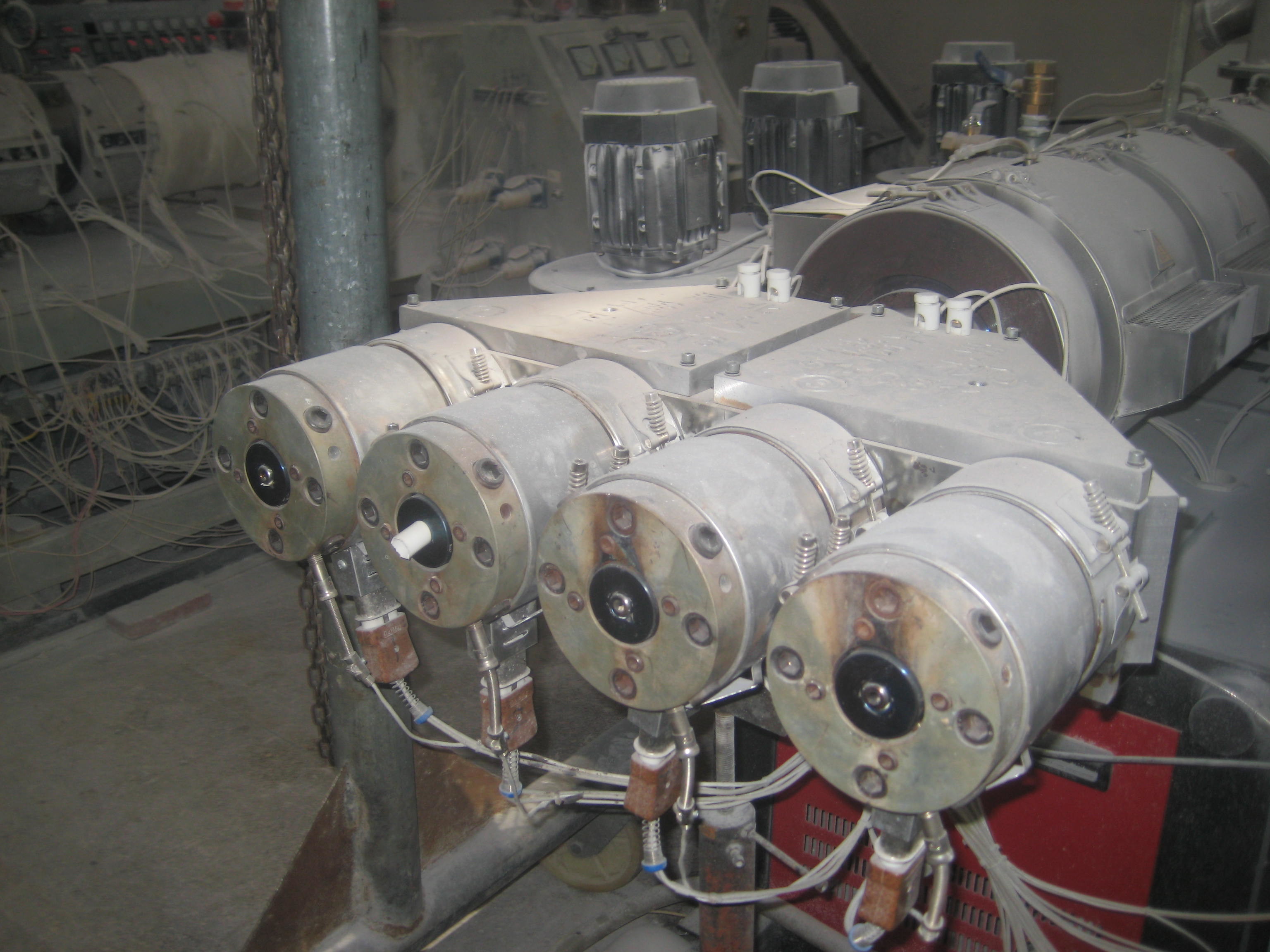 Four Strand PVC Pipe Extrusion Machine 630mm ABB Inverter