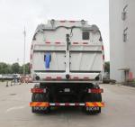 Low Pressure Street Cleaner Truck With Anti Collision Bag And Decorative Strip