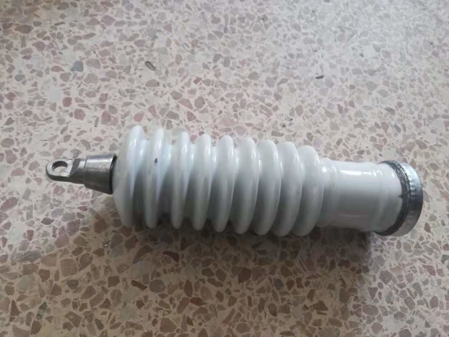 5KA Gapless Lightning Arrester 11KV AC Porcelain Surge Arrester