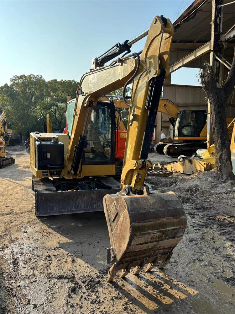 Year 2020 Mini CAT Crawler Excavator H306E 306e2 6 Ton Excavator CAT306E Made in Japan
