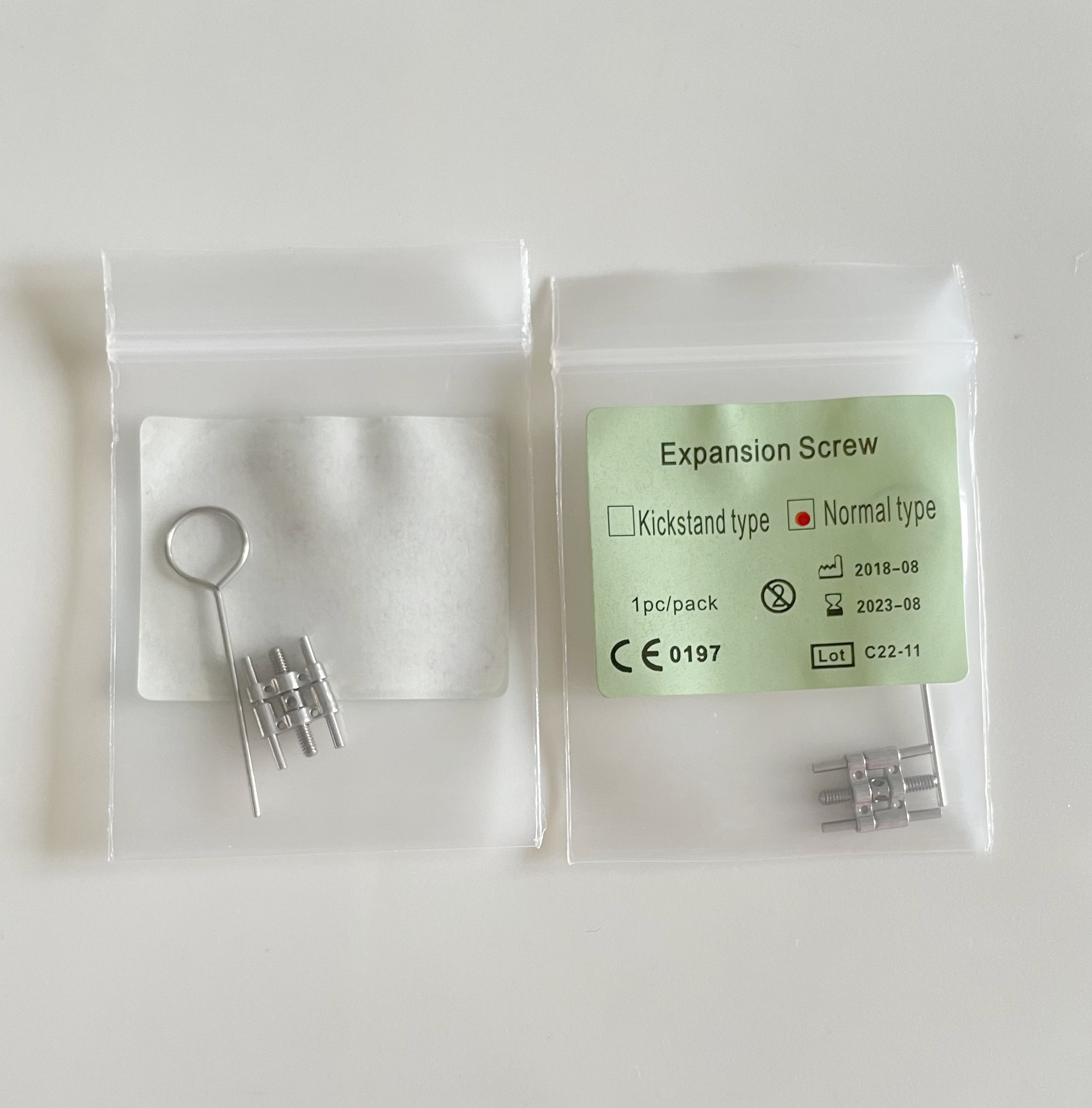 Dental Orthodontic Mini Expansion Screw Palatal Expander Normal/Mini Type Shelf Life 2 years MFDS Safety Standard