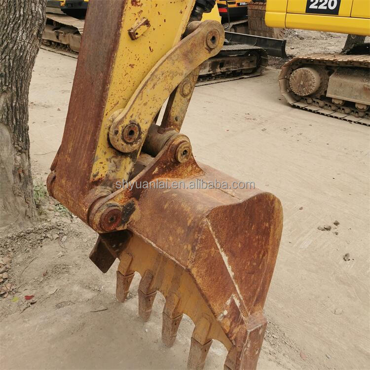 7000 KG Weight and Soft Steel Design CAT307c Excavator with Original Hydraulic Valve