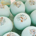 Heart Shape Natural Ingredients Bath Bombs With Ring / Bubble Bath Balls