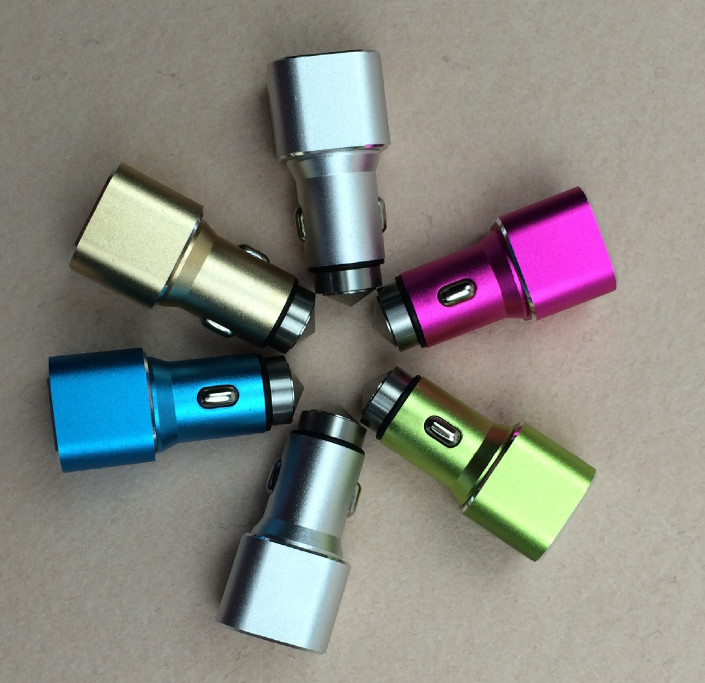 Rapid Colored Lightning Cable Car Charger Metal Housing Two Charging Ports