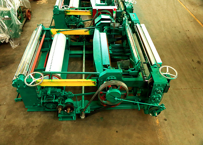 Low Noise Fiberglass Weaving Machine For Constructions Wall PLC Controlled