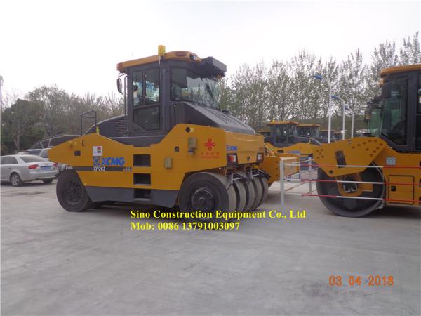 Pneumatic Tire Road Roller XP263 For Road Construction Compacting Asphalt