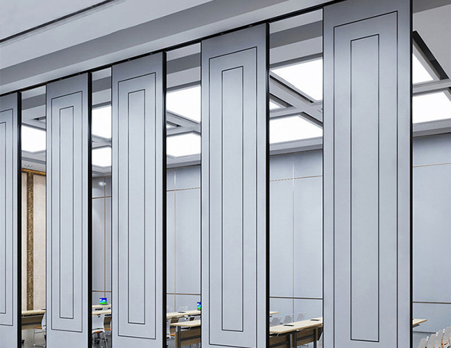 Foldable Wooden Surface Decorative Partition Wall For Hotel