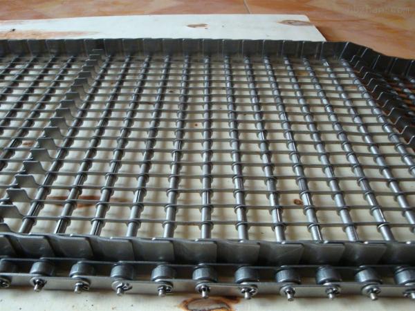 Industry Driving Type Metal Mesh Conveyor Belt Spiral 35 * 50mm For Furnace