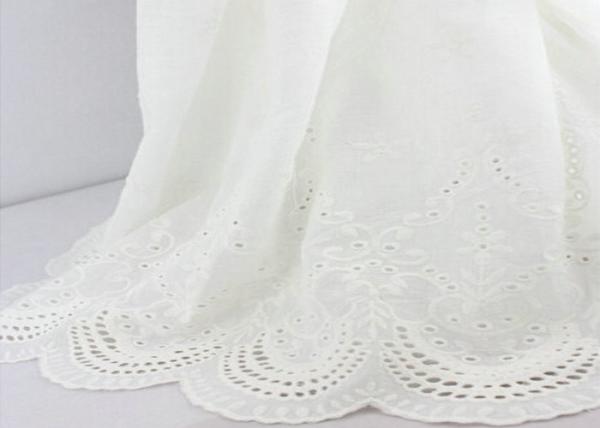 Embroidery White Cotton Net Lace Fabric , Cotton Eyelet Lace Fabric With