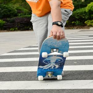 China Custom Aluminum Alloy Paint Bracket Deck Skateboard Maple Wooden Skateboard on sale