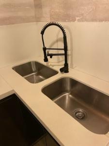 Wholesale Cabinet Undermount Stainless Steel Kitchen Sink 220mm Depth For Sink Suppliers And Product Depth 220mm from china suppliers
