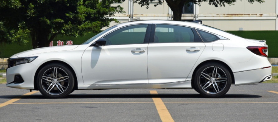 Accord 2022 Rui Hybrid 2.0L Ruizun Edition Medium Hybrid Sedan Cars 4 Door 5 Seats