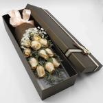 Recyclable Matte Velvet Mother's Day Graduation Shape Paper Flower Box with
