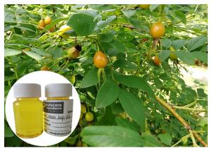 China Scar Removal Rosehip Fruit Oil Cold Pressing Yellow Color With Linolieic Acid on sale