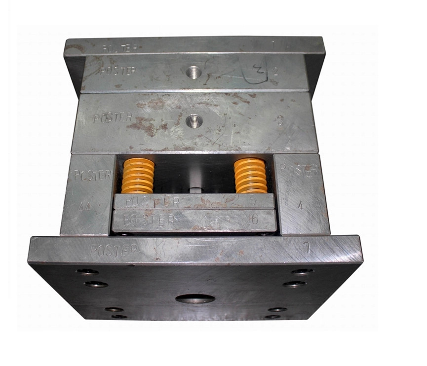 Daily Necessities Plastic Cover Injection Moulding