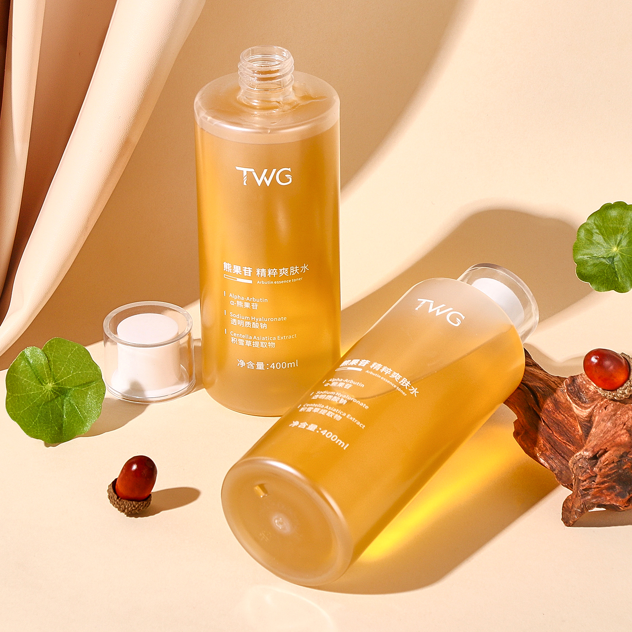 Facial Toner Centella Asiatica Shrink Pores Tighten Skin Smooth Face Toner Brightening Moisturizing Alpha-Arbutin Skin Toner