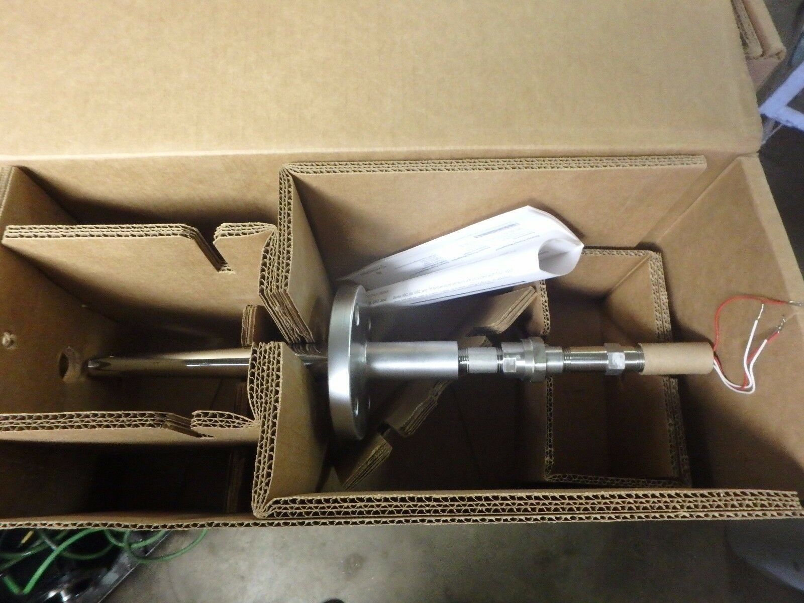0078N21C30A085F60R21 brand new and original, sliver is main color,3-5 working day of deliver time.