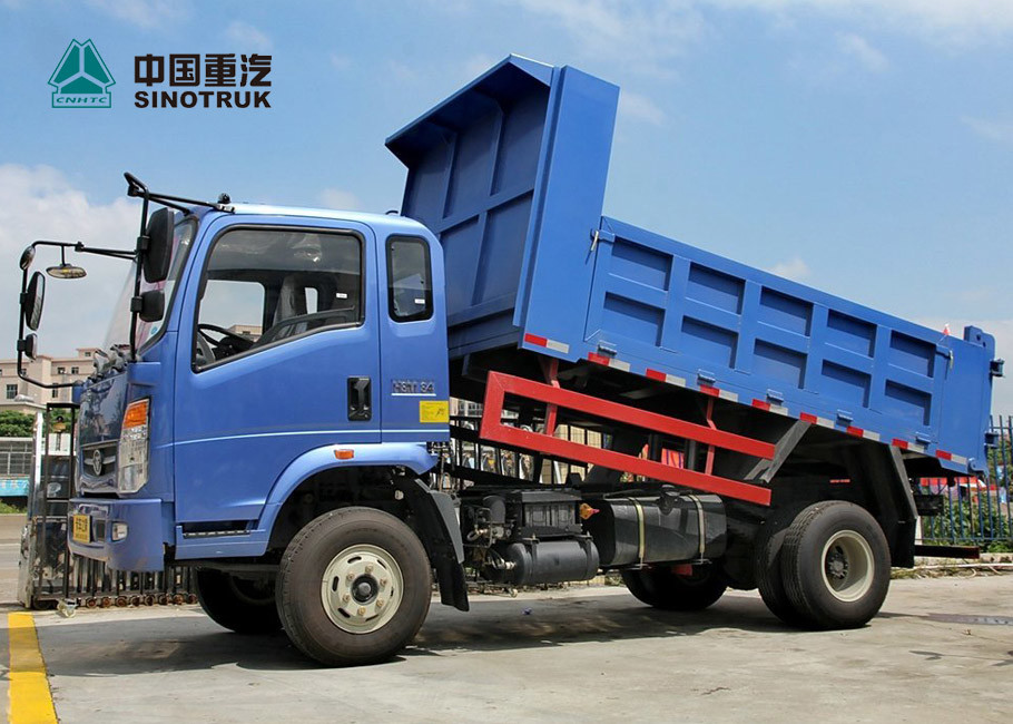 SINOTRUK Homan Light Duty Commercial Trucks 5 Ton Loading Capacity 4x2