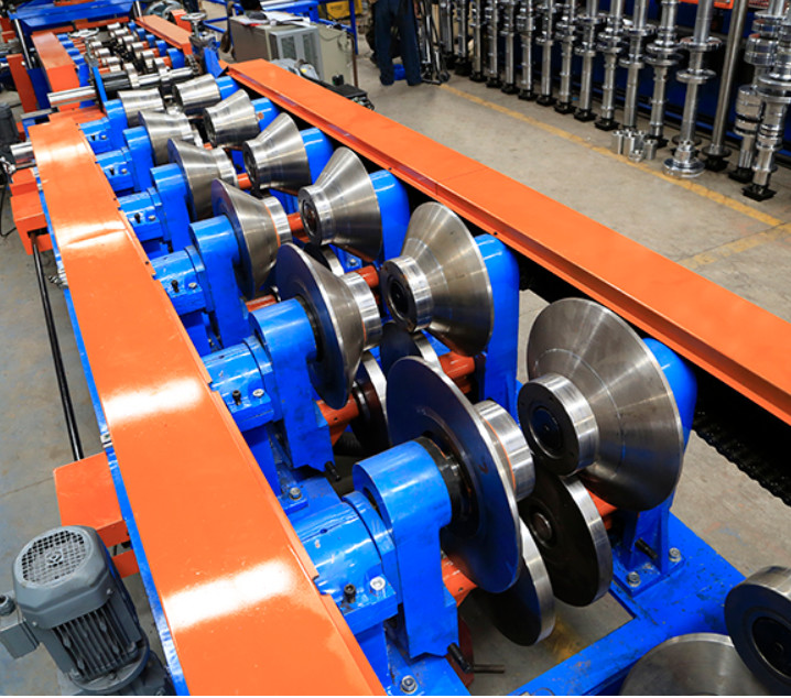Shaft 80mm Thickness 1.5 3.5mm C Purlin Roll Forming Machine