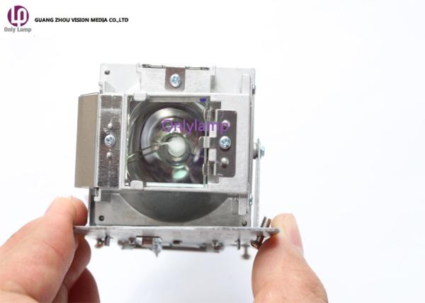 Multimedia Vivitek Projector Lamp 5811116320-SU Replacement Home Projector Bulb