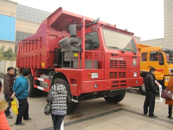 50 tons 6 by 4 tipper dump truck / tipper mining truck with 14.00R25 tyre for