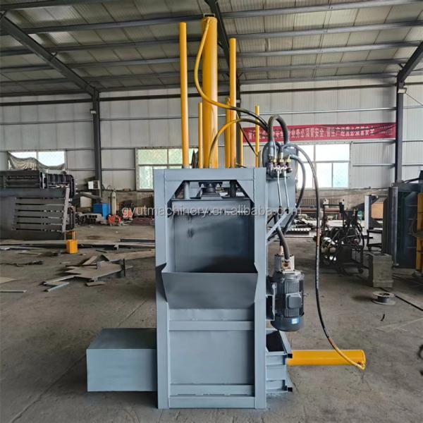 Wood Shavings Bedding Baler Bagging Packing Machine for Customized Bale Size 30x40x70cm