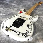 2020 New Electric Guitar Red Heart and Letters White Body Vibrato System Black