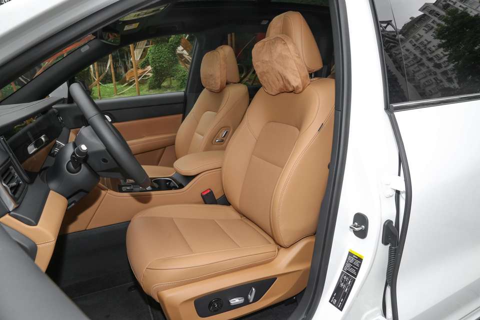 2023 Leading Ideal SUV One EV Car Fast 188km Range 40.5 kWh Battery Capacity and Max Speed 172 Km/h for Within Budget