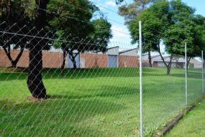Wholesale Chain Link Fence,Hot Dipped Galvanized Chain-Link Fence,1.5m*15m*50*50mm from china suppliers