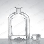 Clear Glass Body Material 700ml 1000ml Wine Bottle With Cork for Customized