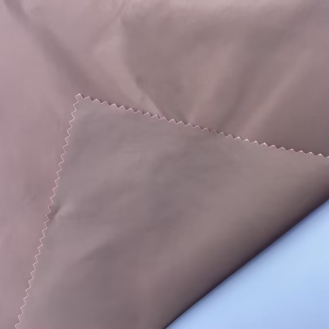 50D*50D 241*134 100%P 96GSM Polyester Memory Fabric